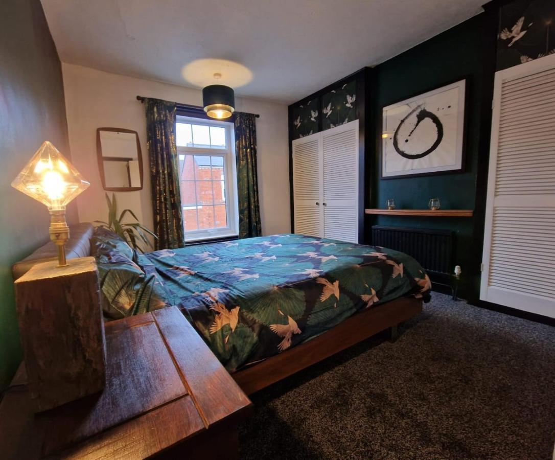 Apartment No.2 Boutique Art Townhouse  *