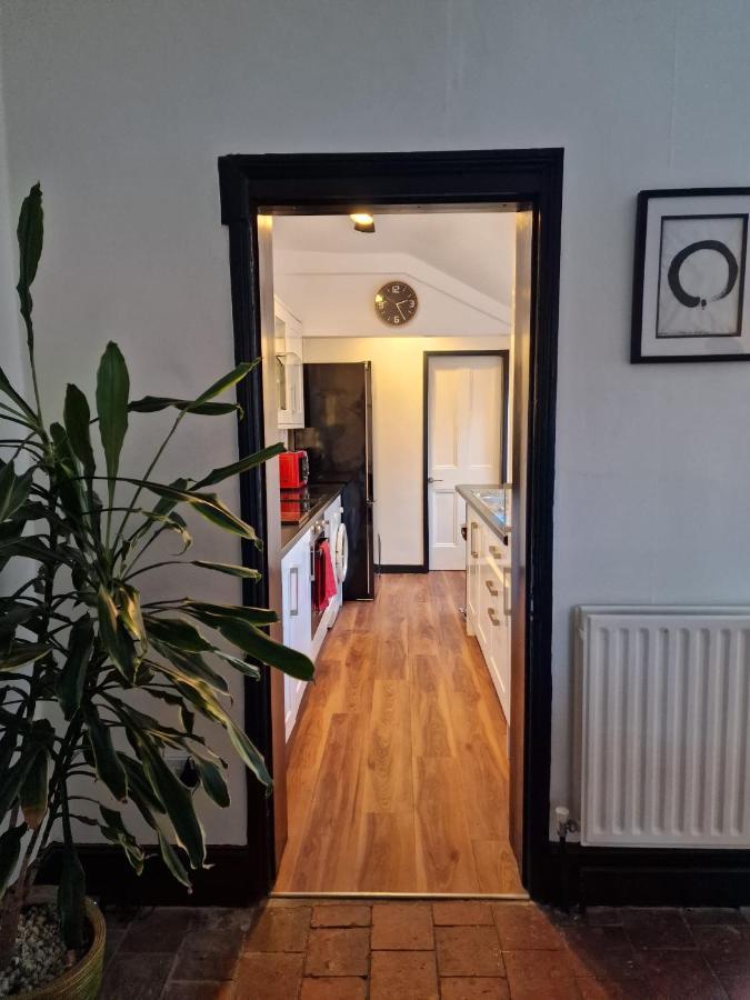 Apartment No.2 Boutique Art Townhouse  Lincoln