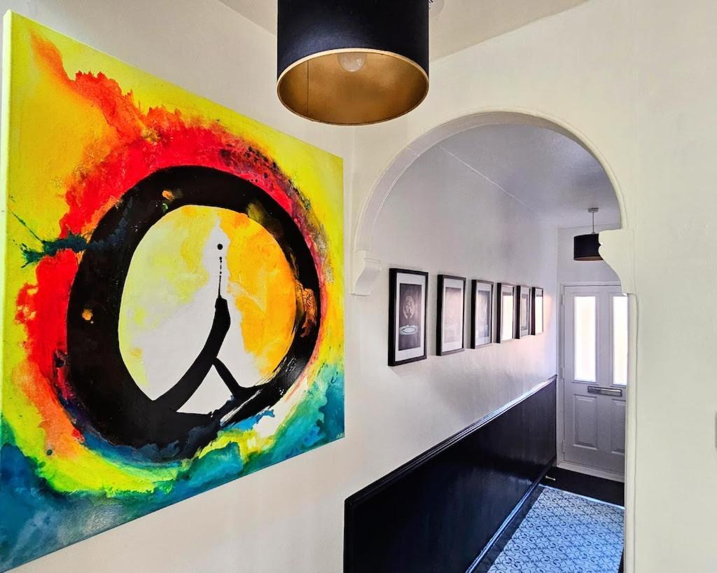 No.2 Boutique Art Townhouse  *