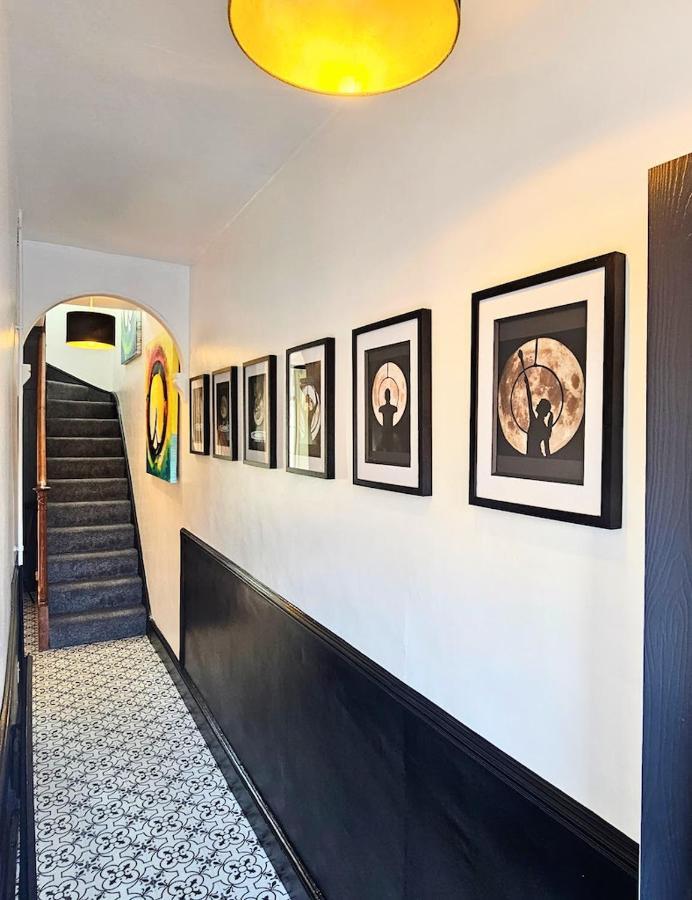 No.2 Boutique Art Townhouse  Lincoln